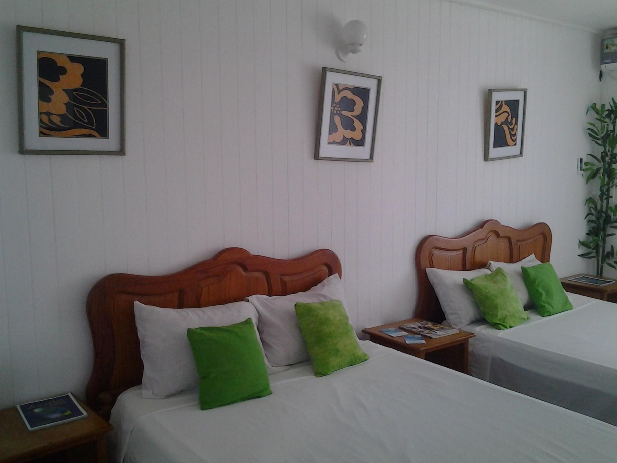 The Clifton Hotel Saint Vincent Екстер'єр фото