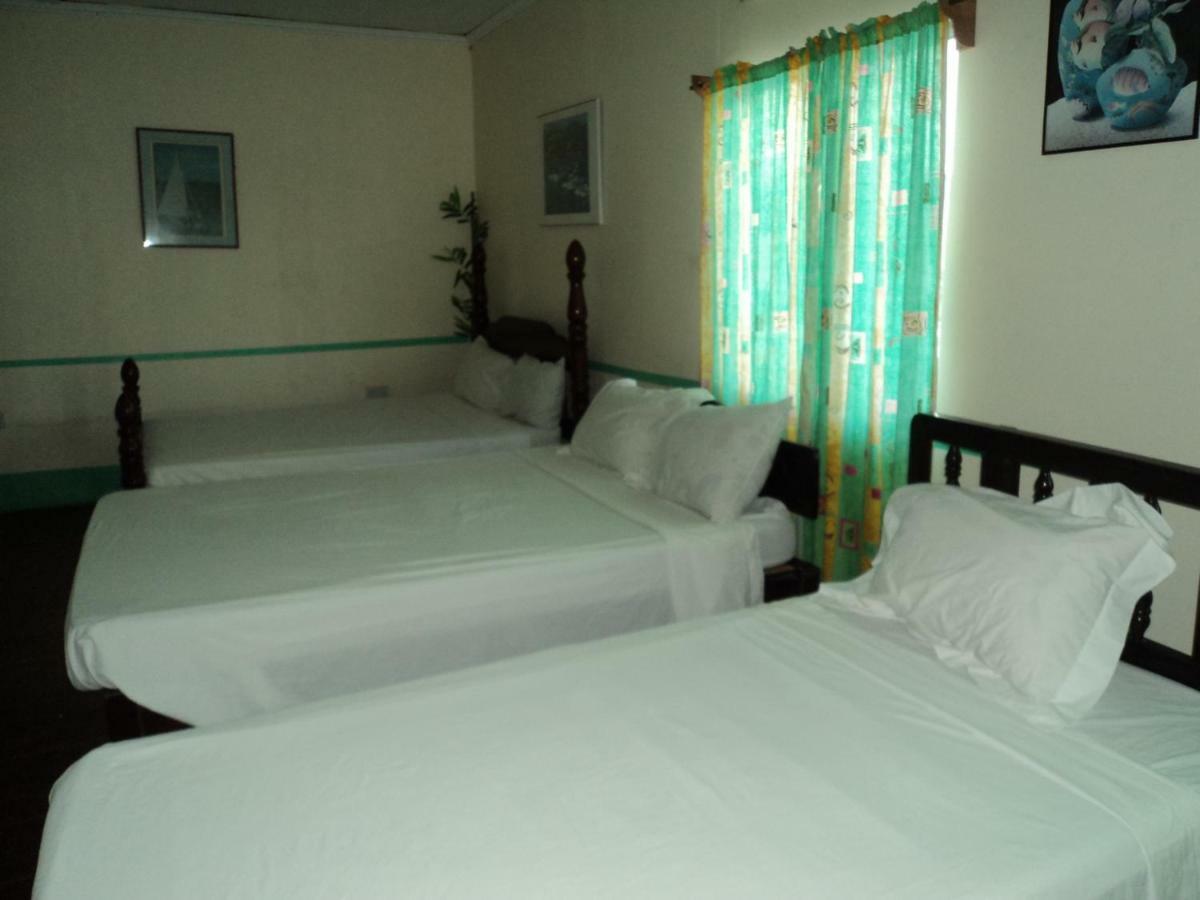 The Clifton Hotel Saint Vincent Екстер'єр фото